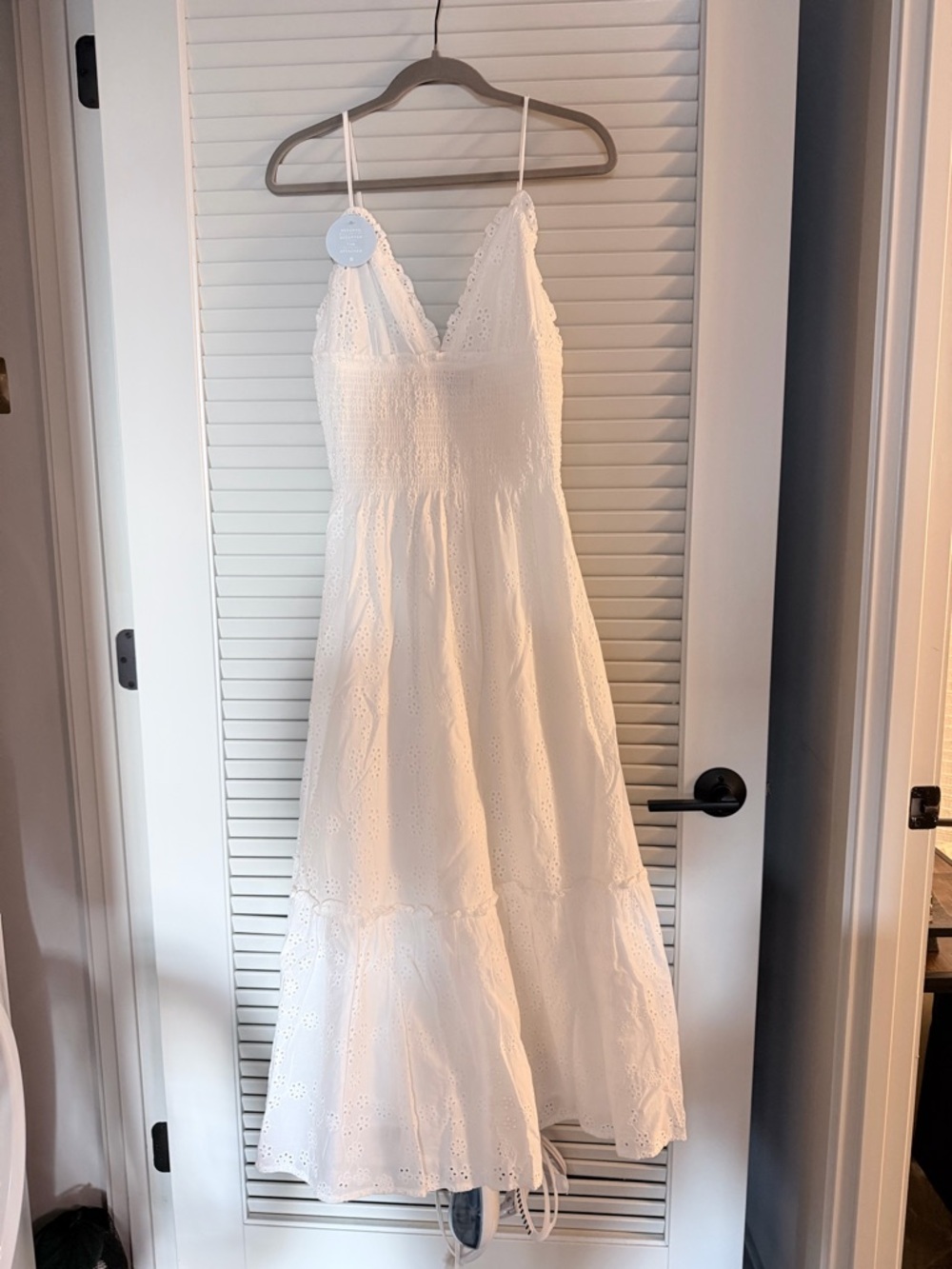Eyelet Dottie Nap Dress - Picture 2 of 7